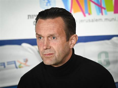 זה עליו (ברני ארדוב)