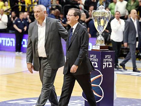 שוב גמר גביע בהיכל (צילום: אלן שיבר)