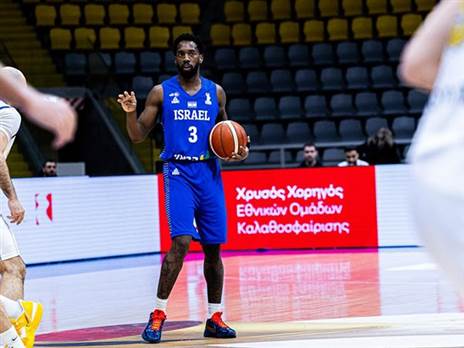 אחרי הניצחון המרשים בשישי (צילום: עמית ברמן)