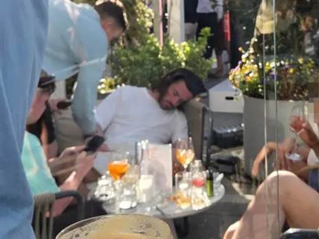 גריליש. לא סיטואציה מחמיאה במיוחד (The Sun)