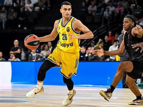 יגיע בעקביות? מדר (GETTY)