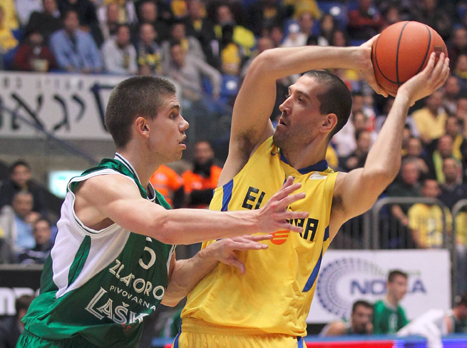 חוזרים לליגה. בורשטיין (אלן שיבר)