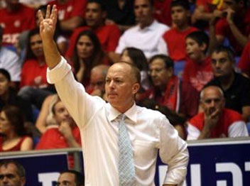 חצי עבודה, אדלשטיין