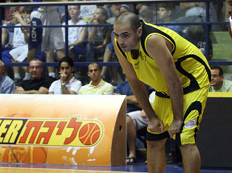 גואטה. נשאר בבית