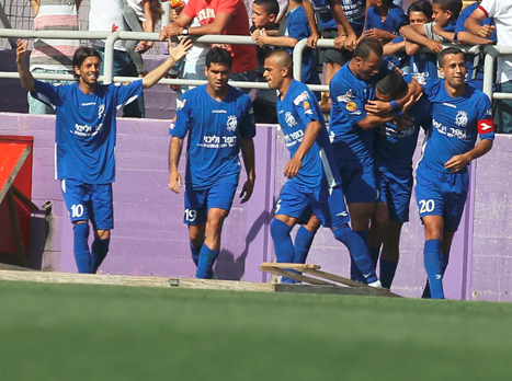 מראה מוכר. שחקני בני לוד חוגגים (אלן שיבר)