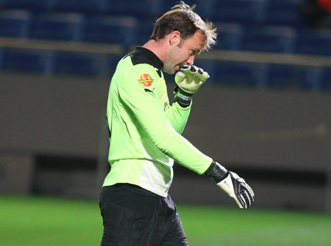 הגזים? דני עמוס (אלן שיבר)