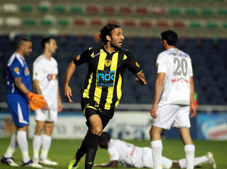 פותח קדנציה. סטיבן כהן (אלן שיבר)