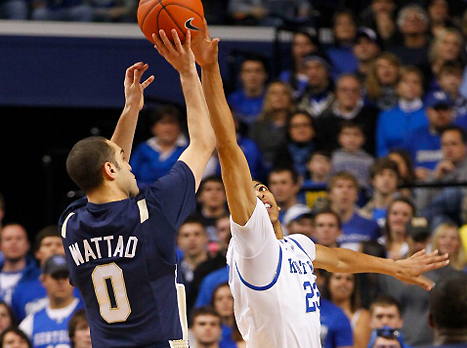 רכש מסקרן. וואטאד מול אנטוני דייויס בליגת המכללות (gettyimages)