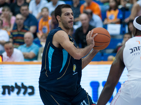 נראה יותר כמוהו על המגרש? בן שימול (נמרוד סונדרס, וואלה!)