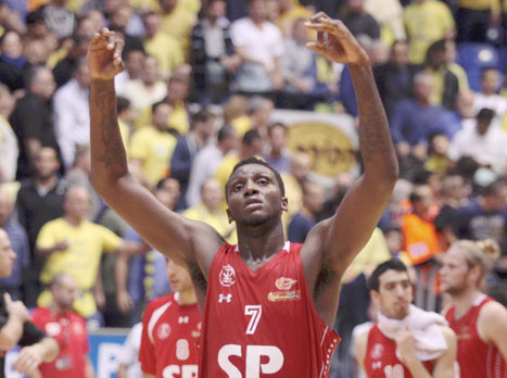 קלי. הפועל רוצה לשמור על המקום בשמיניה הראשונה