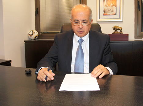 קיבל תמיכה. לוזון (אלן שיבר)