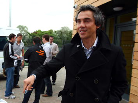 סוזה. קרויף ממתין ליד הטלפון (gettyimages)