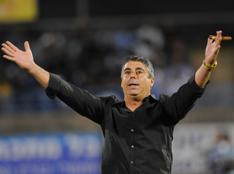 אזגי. "לאשקלון מגיע יותר" (ניר בוקסנבוים)