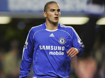 בן שהר. בעיקר באזז גדול