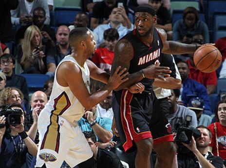 לברון, מוכן להסתער מחדש (GETTYIMAGES)