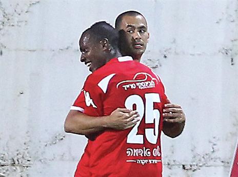 צ'קול, בכורה מוצלחת (אלן שיבר)