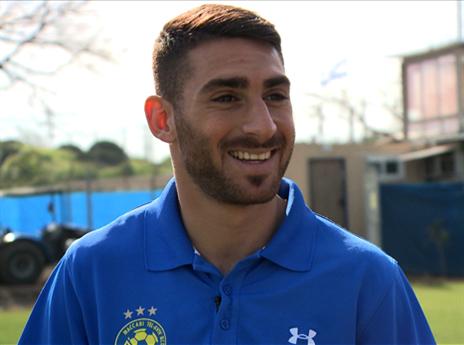 שבת ב-20:00, האקסיות נפגשות