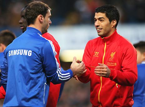 פרחים ונשיכות. סוארס ואיבאנוביץ' (gettyimages)