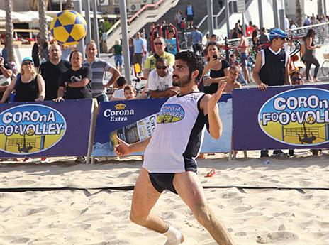 אפילו אושרי חזר (צילום: דרור סיתהכל)