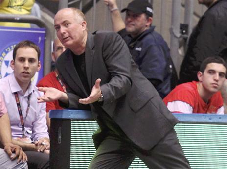 אולי במדי הנבחרת הוא ינצח בנוקיה (אלן שיבר)