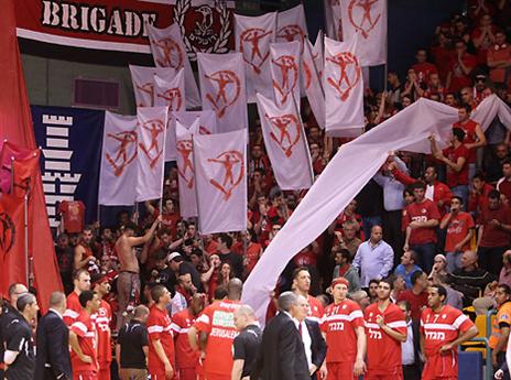 הקהל הזה יחסר להם בחוץ