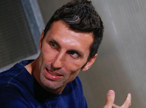 בנאדו. יכול לראות את עצמו מקופח (אנצ'ו גוש - ג'יני)