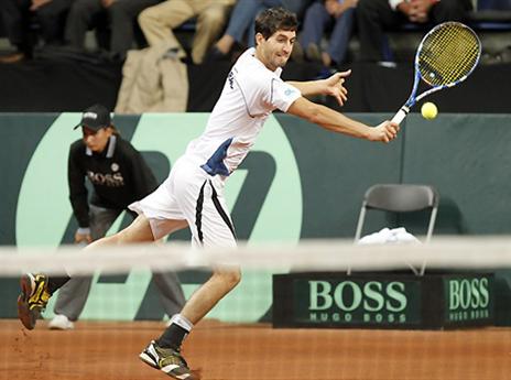 אולי הפעם יילך יותר טוב על חימר? ויינטרוב (AFP)