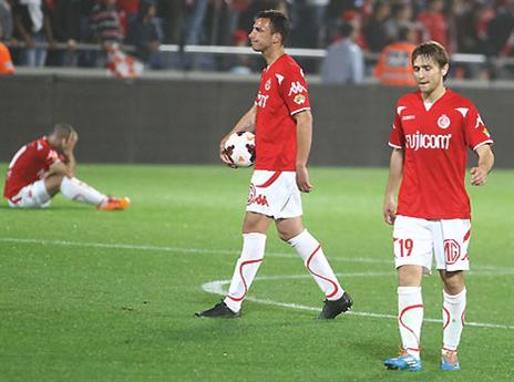 תביעה נגד הקבוצה? (אלן שיבר). למצולמים אין קשר לידיעה