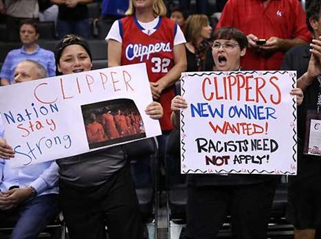 בועטים החוצה את הגזענות. אוהדי הקליפרס נגד סטרלינג (gettyimages). צפו בקליפרס מנצחים