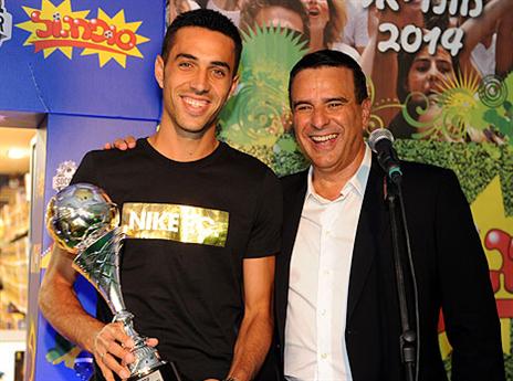 הוא הולך עם מסי. זהבי (צילום: מורג ביטן)