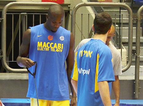 ג'יימס סחב את הכאבים (אלן שיבר)