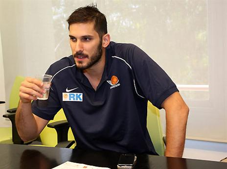 גם הוא פעם לקח פטור. כספי (אלן שיבר)