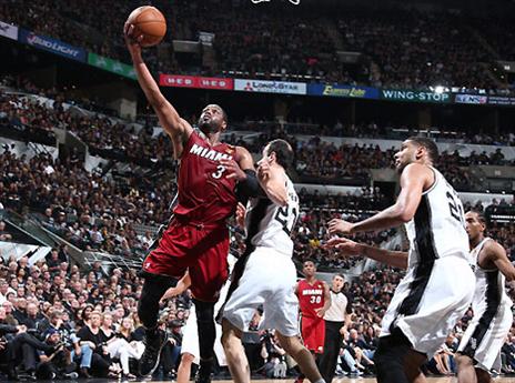 ווייד, יעזור ללברון? (GETTYIMAGES)