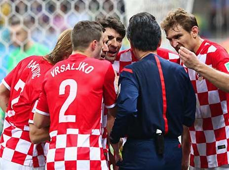 ניצ'ימורה קנה את הצלילה (GETTYIMAGES)