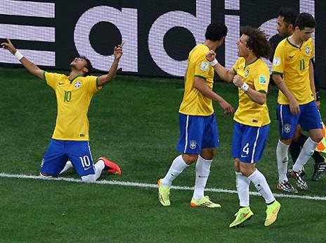 וייה, מאחורייך. ניימאר (getytyimages)