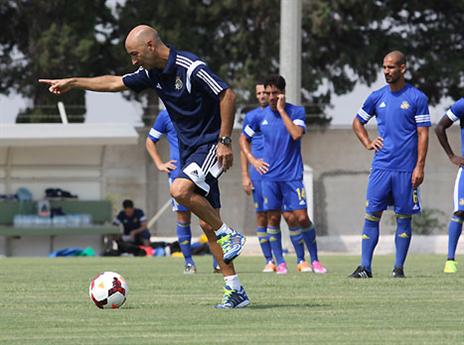 "יש כבר מאמן חדש" (צילום: האתר הרשמי של מכבי ת"א)