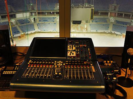 עמדת השידור מחכה (צילום: ששון תירם)