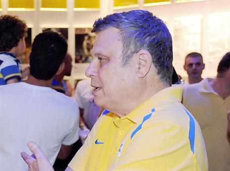 מאוכזב מסופו. פדרמן (אלן שיבר)