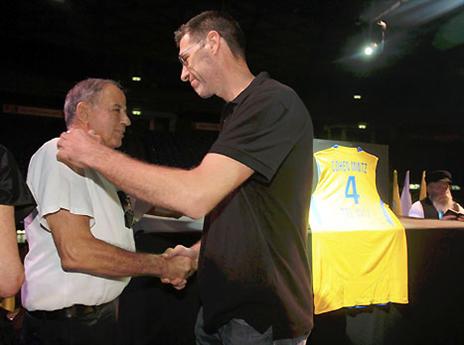 "התפעלתי מחוזקו". אורי כהן מינץ (אלן שיבר)