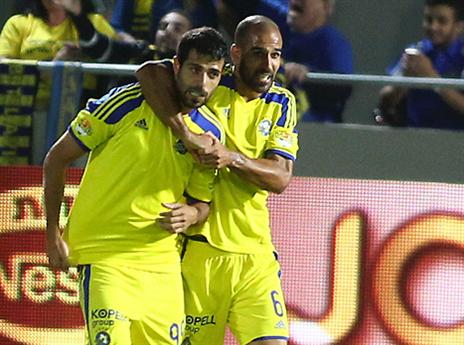 בעל הבית הגיע לעשות סדר. אלברמן (אלן שיבר)