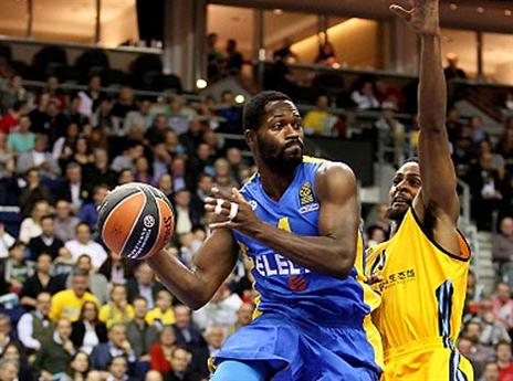 הלו, זאת התעללות. פארגו לא השאיר סיכוי להגנה (gettyimages)