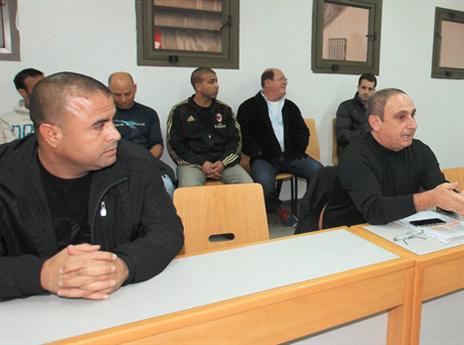 על ספסל הנאשמים (אלן שיבר)