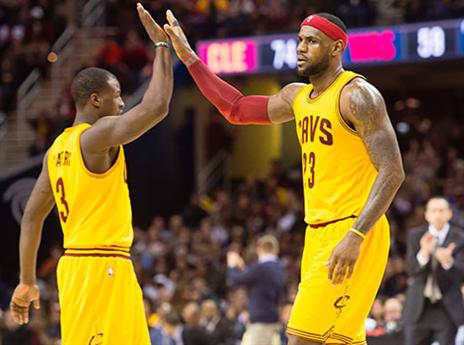 לברון התעורר על צד ימין (getty)