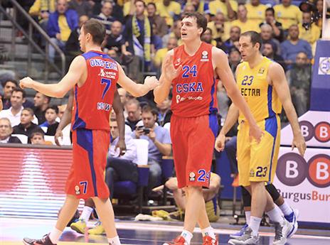 פרידזון וקאון נהנים מכל רגע (אלן שיבר)