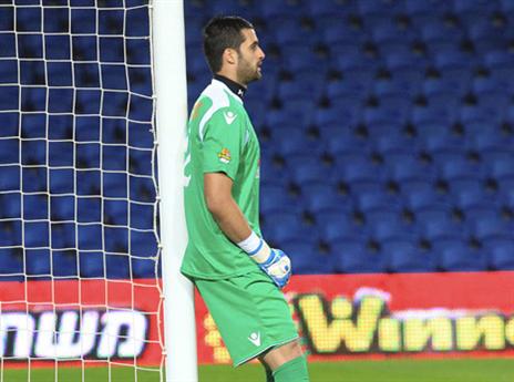 חתם על חוזה חדש (אלן שיבר)