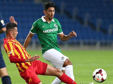 ג'אבר עטאא. הפך לבאנקר אצל סטנוייביץ' (עודד קרני)