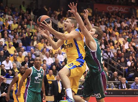 מול צדביטה הלך ללינהארט קצת יותר טוב (אלן שיבר)