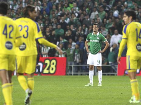 חיים משל עצמי. הצהובים חוגגים שער עצמי אומלל של אוחיון