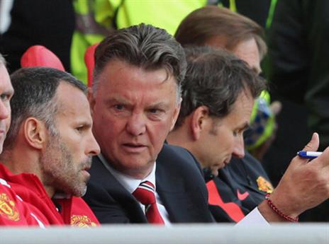 ואן חאל. מסתכל משחק-משחק, ככה הוא טוען לפחות