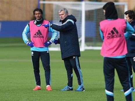 מוריניו מכין את קוודראדו (האתר הרשמי של צ'לסי)